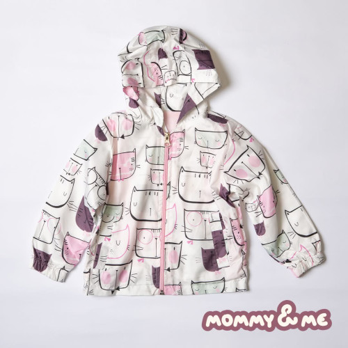 Jaketë vjeshtore me figurë për vajza